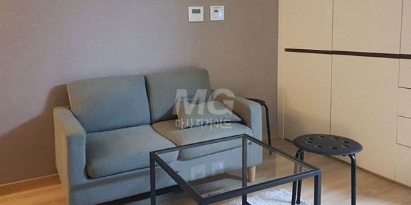 수원시청역건마_비서실_입구내부